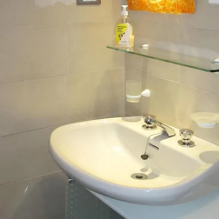 Vittoria E Milietto - Flg325 By Interhome